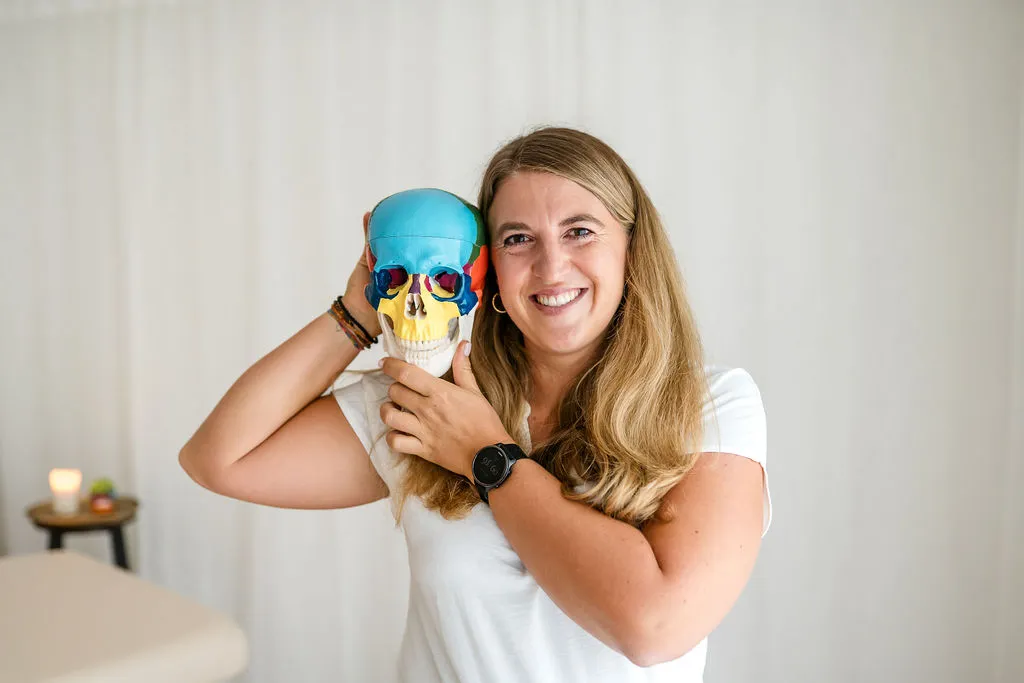 Blick in den Behandlungsraum von Stefanie Kaindl